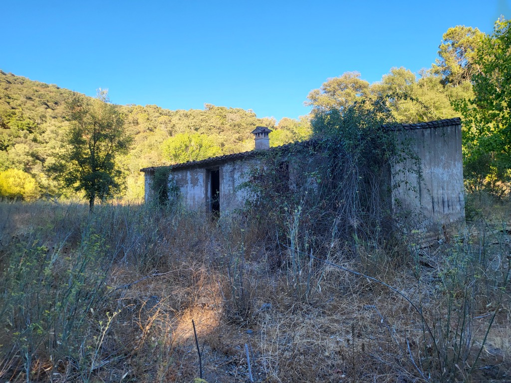 casa de campo-masía en venta en farajan málaga foto grande (2)