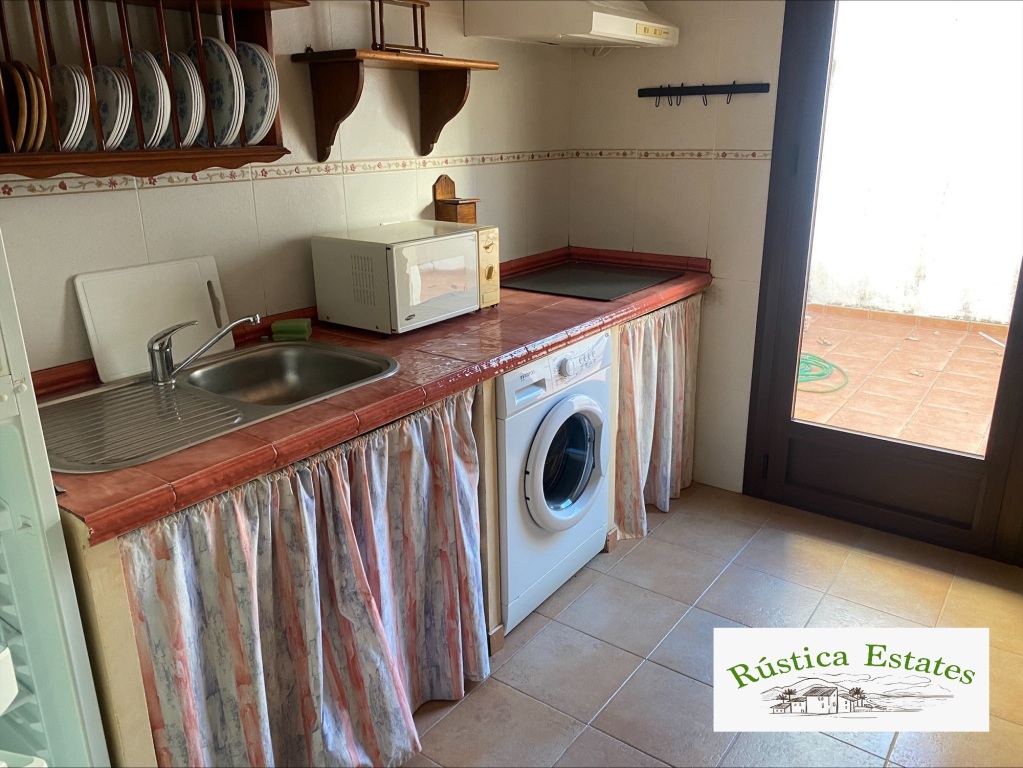 Foto adosada en venta en atajate málaga