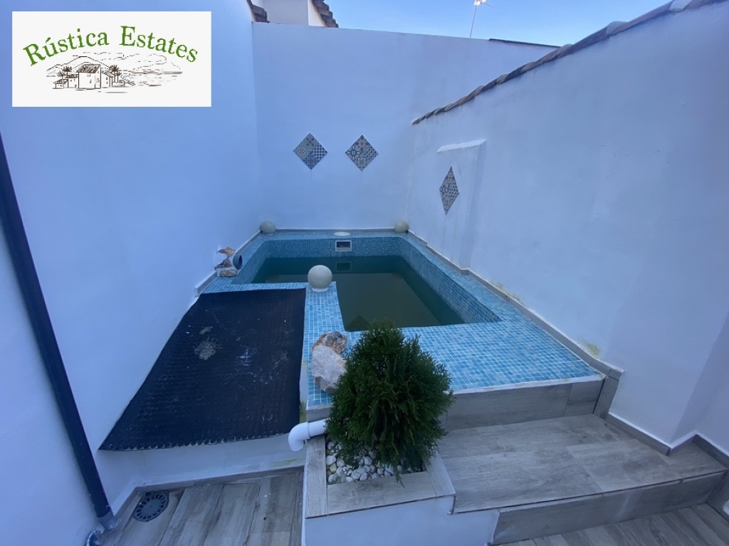 Foto piso en venta en montejaque málaga