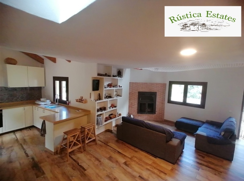 Foto casa de campo-masía en venta en genalguacil málaga