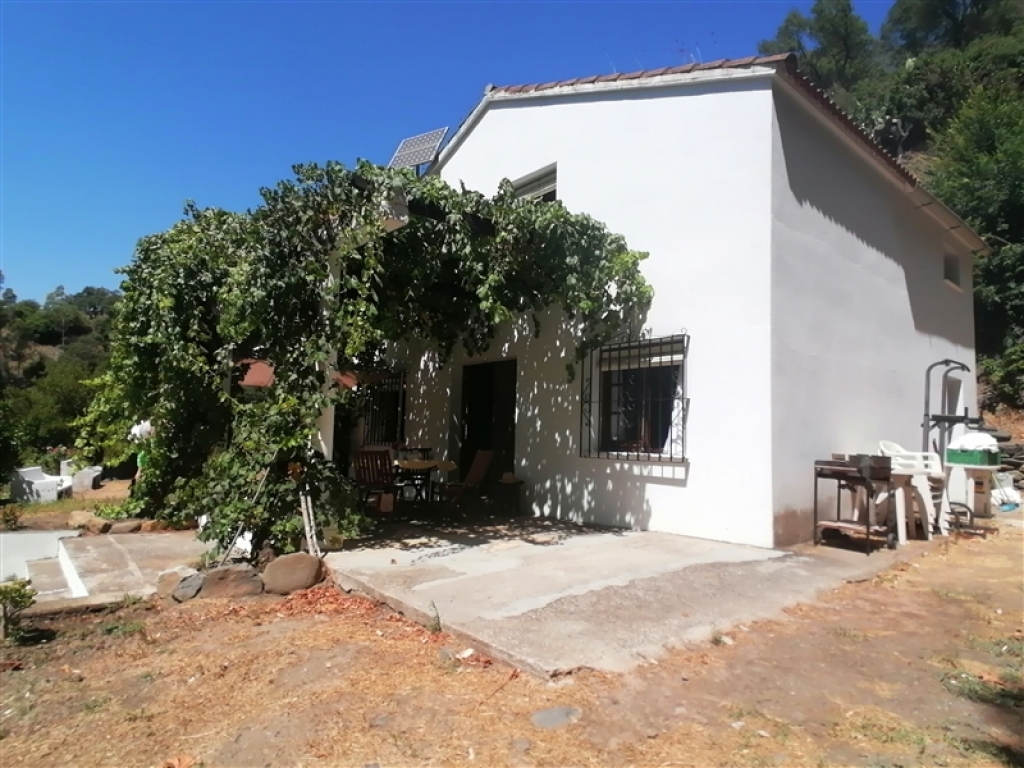 casa de campo-masía en venta en genalguacil málaga foto grande (2)