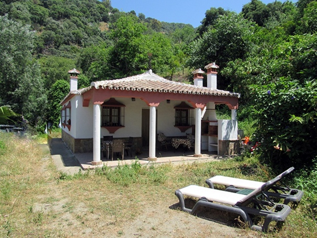 Foto casa de campo-masía en venta en genalguacil málaga