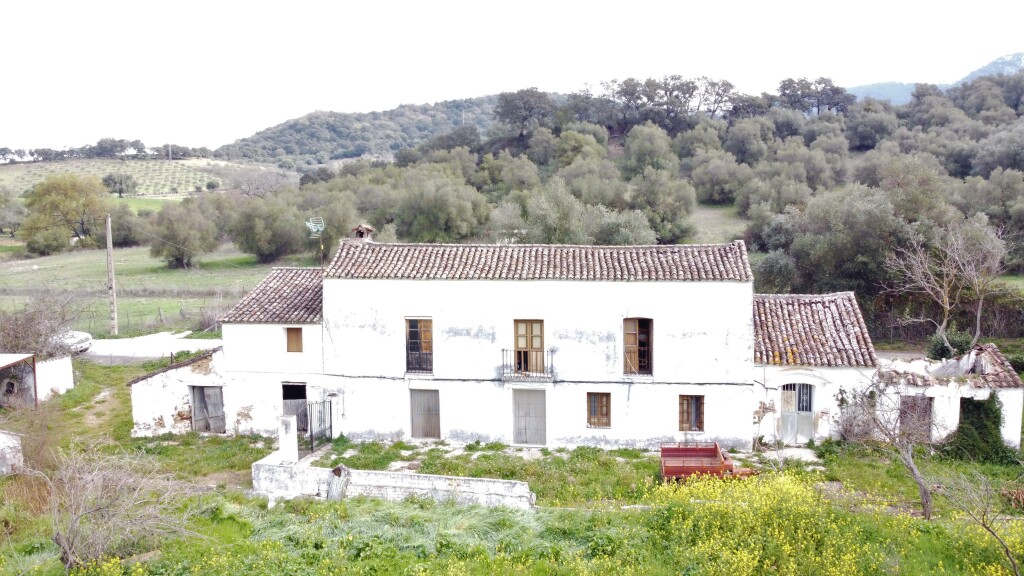 casa de campo-masía en venta en cortes de la frontera málaga foto grande (2)