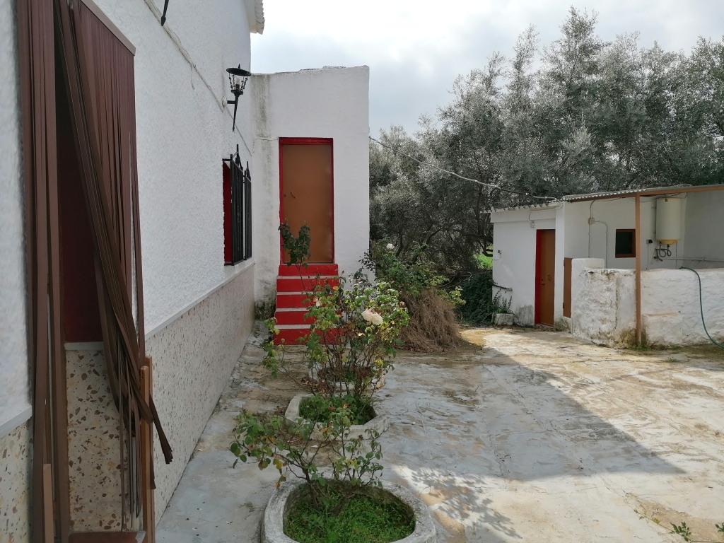 casa de campo-masía en venta en teba málaga foto grande (2)