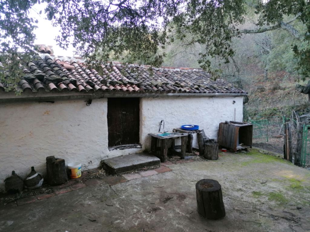 casa de campo-masía en venta en farajan málaga foto grande (3)