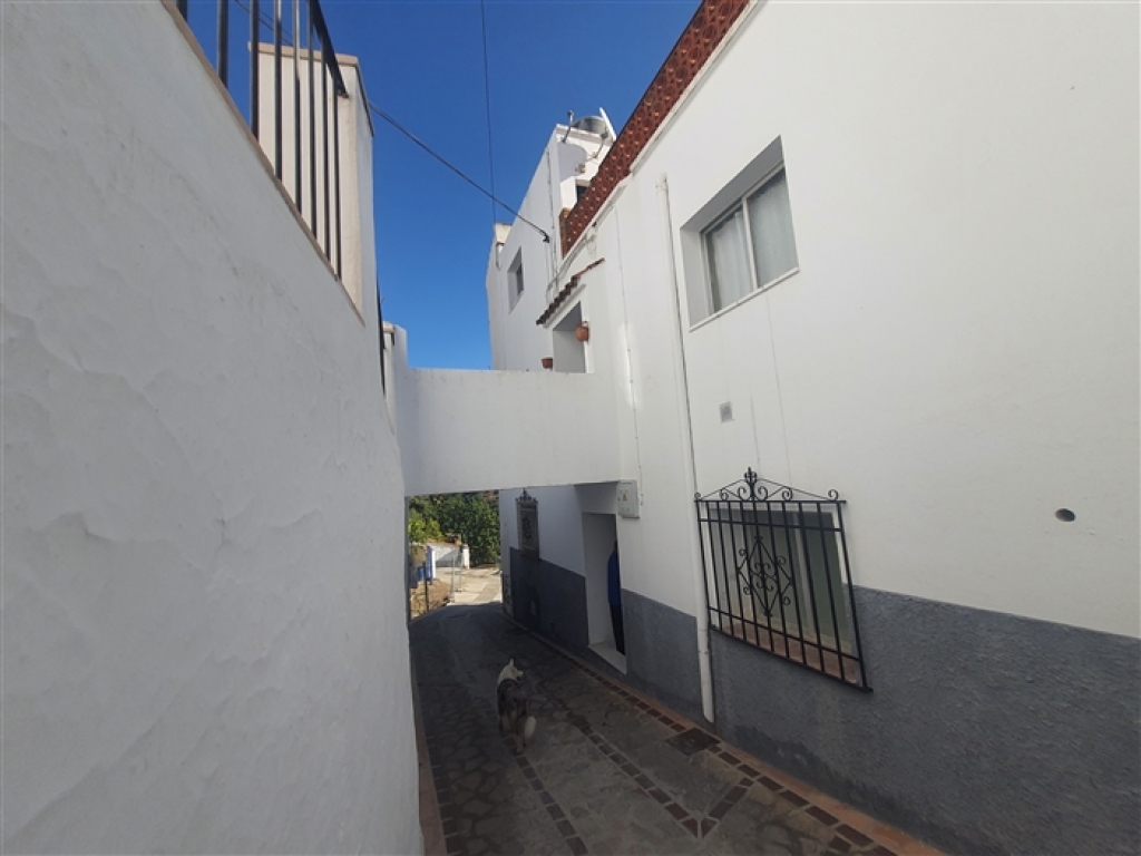 Edificio Viviendas en Venta en Benarraba Málaga 