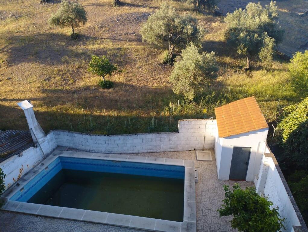 Foto gran casa en avenida prinicpal de cala. ideal inversor!!!
