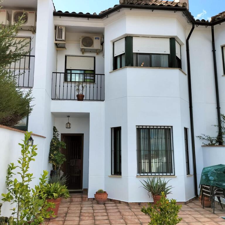 Foto gran vivienda adosada en cazalla de la sierra con fantásticas vistas a la sierra!!!