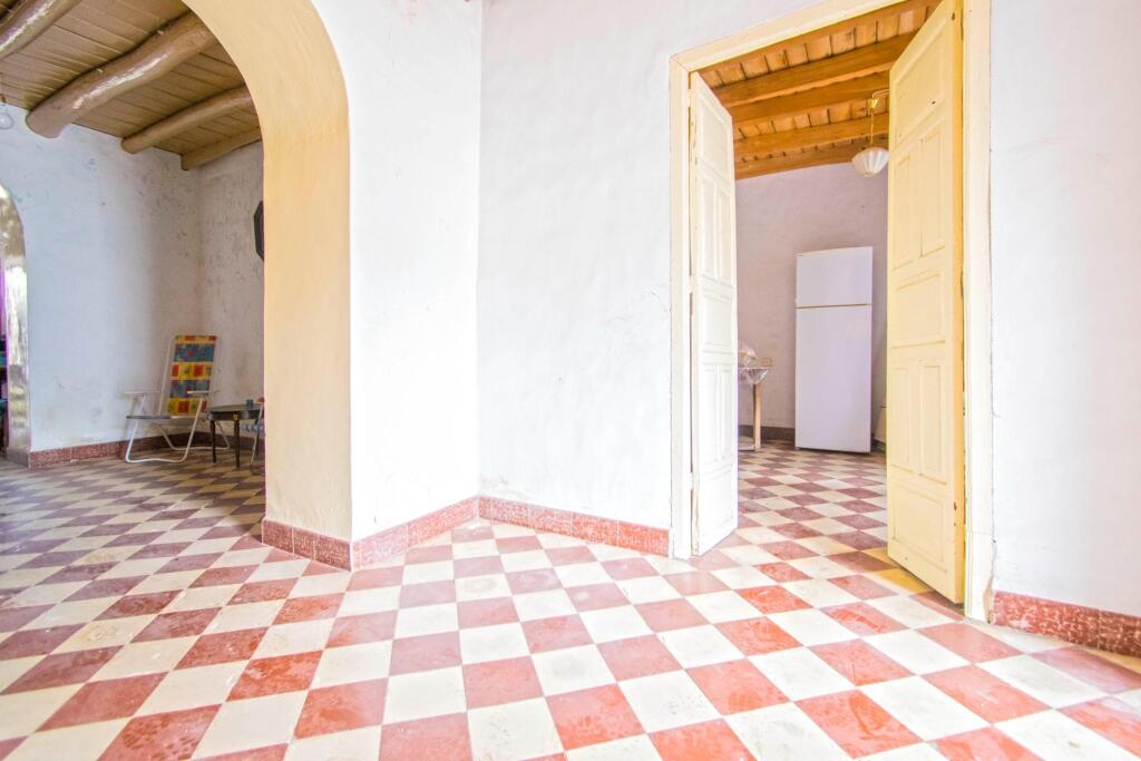 casa en venta en almadén de la plata foto grande (3)