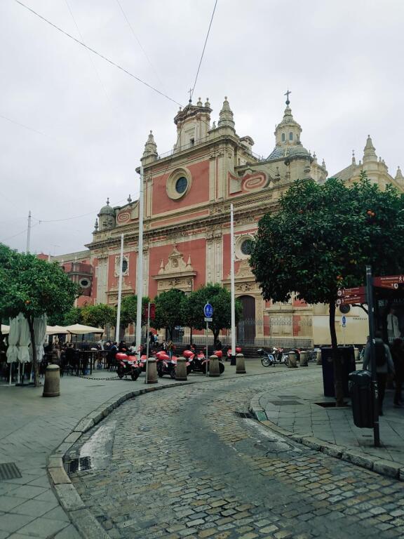 Foto estupenda plaza de garaje junto plaza del salvador!!!!