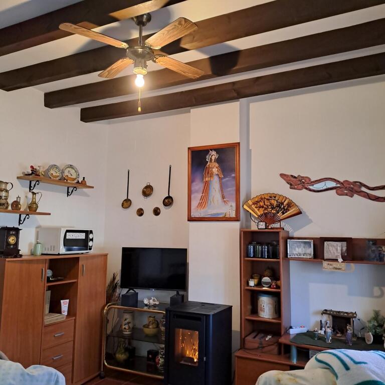 bonito apartamento en el pedroso, frente club social!! foto grande (2)