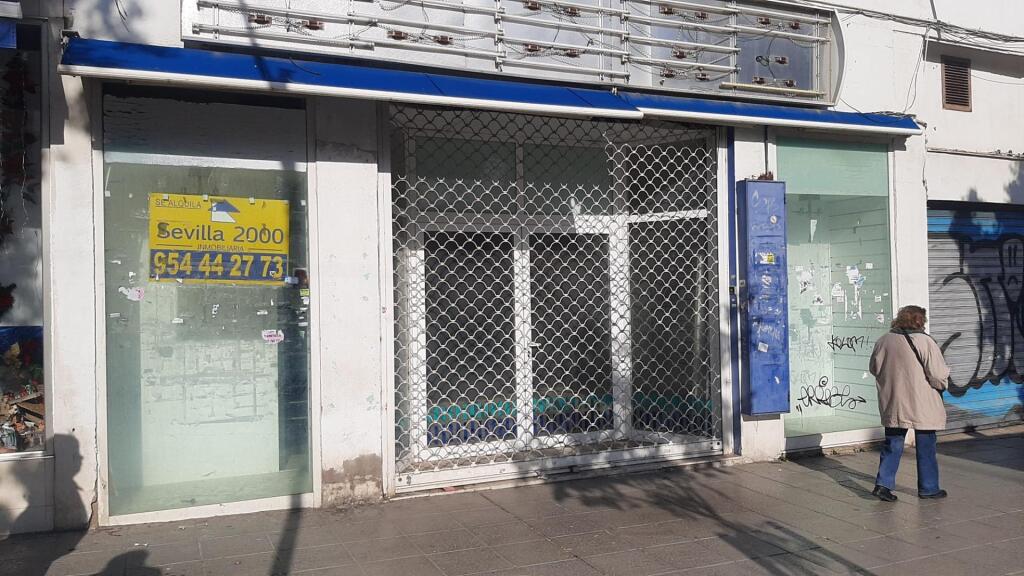 Foto estupendo local comercial en marqués de pickman!!!