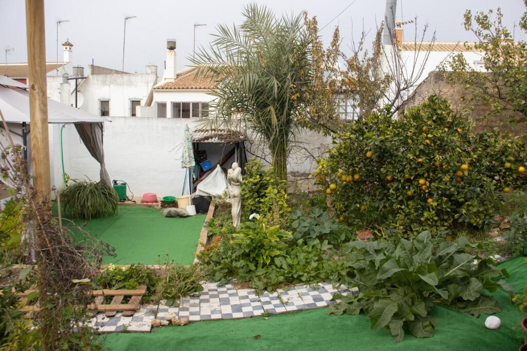 se vende parcela con vivienda foto grande (2)