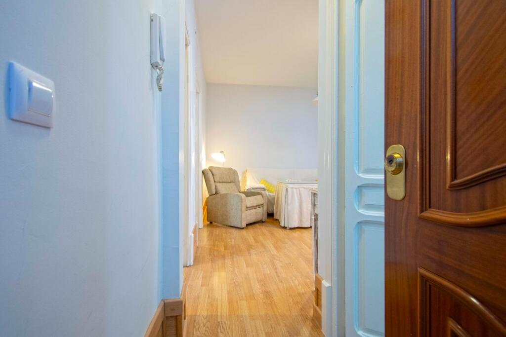 piso reformado en venta en c/ beatriz de suabia foto grande (3)