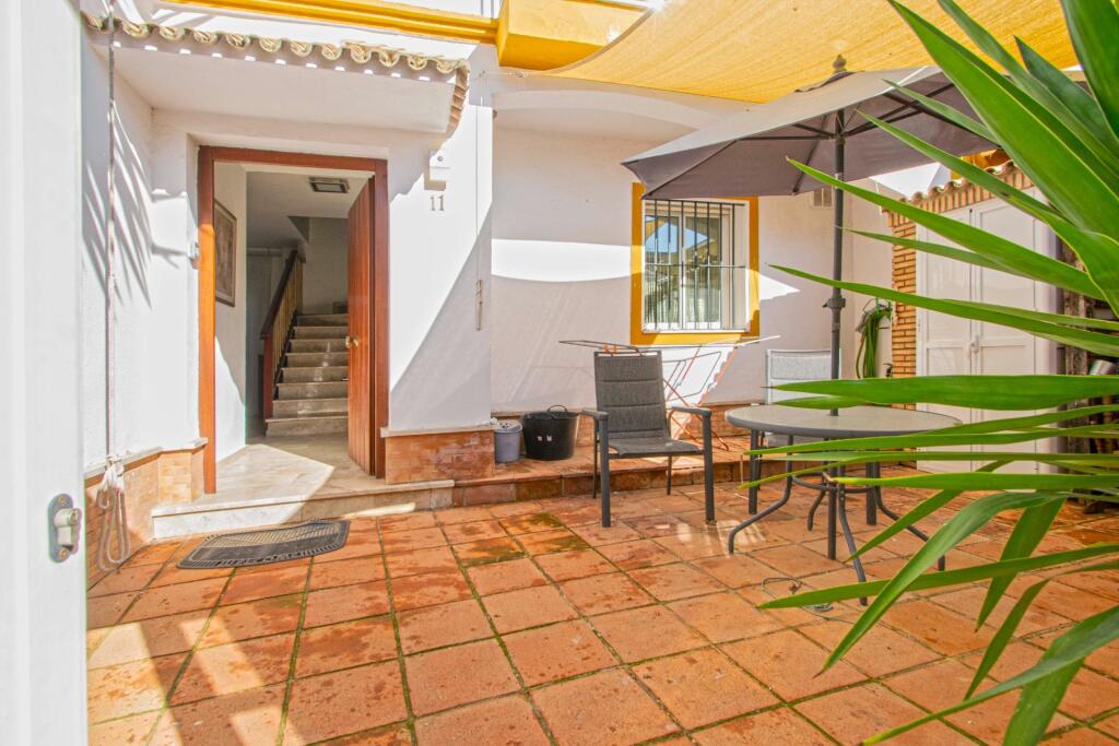 magnífica vivienda adosada en olivares, junto  parque el palomar!!! foto grande (2)