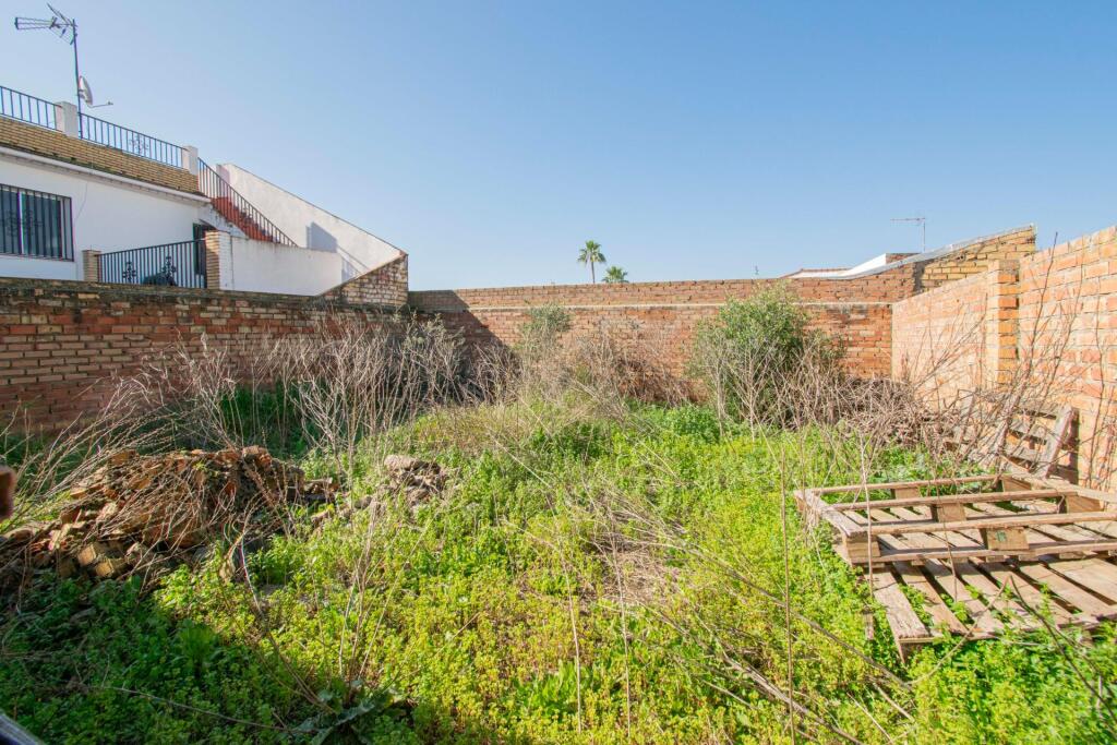 solar urbano en venta en gerena sevilla foto grande (3)