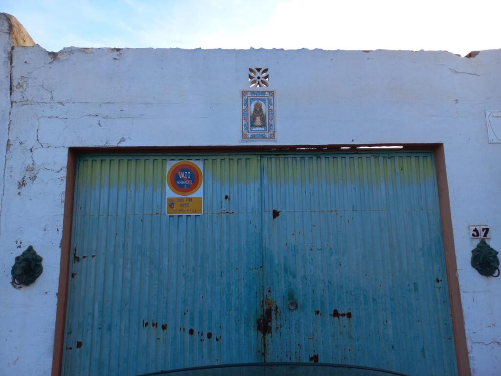 Foto terreno urbano en gines