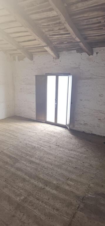 Foto gran oportunidad, casa de pueblo en almadén de la plata!!!
