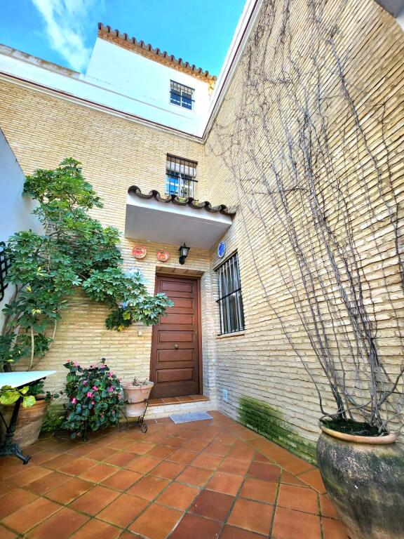 Foto gran vivienda adosada de vpo en la alcarrachela!!!