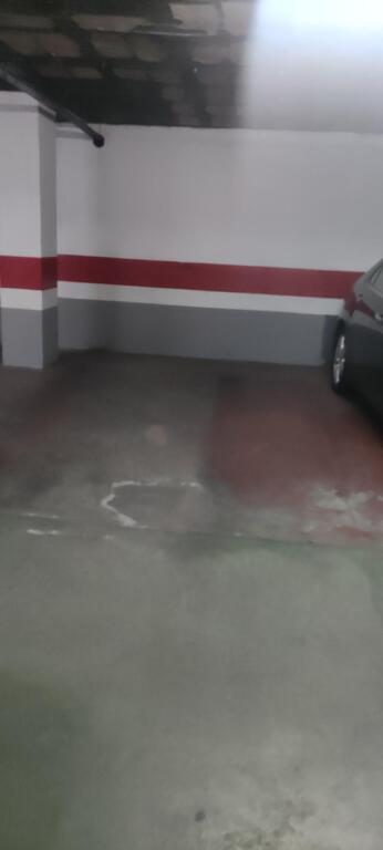 Foto estupenda plaza de garaje en plena avda. alcalde luis uruñuela!!