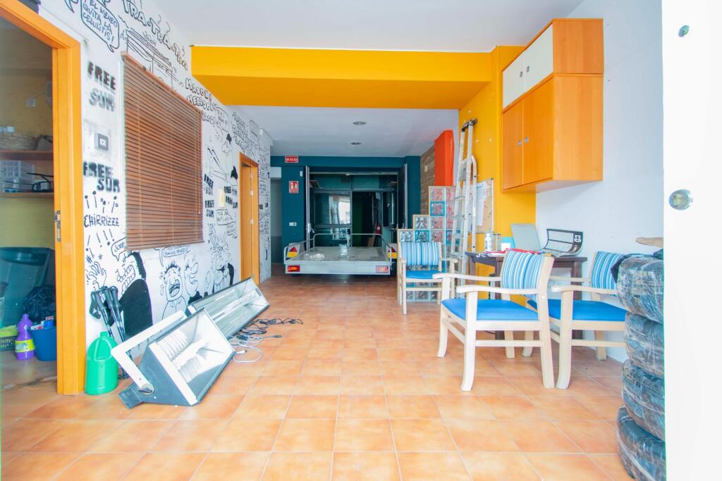Foto local comercial en venta en tomares