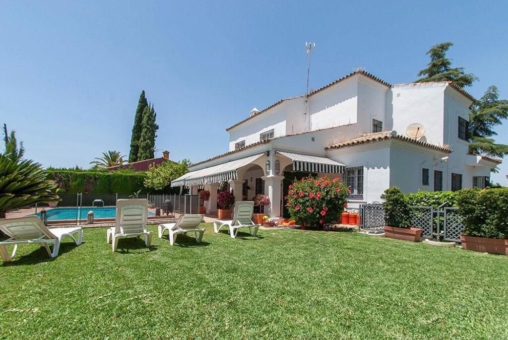 Foto espectacular chalet independiente en urb. exclusiva de la motilla
