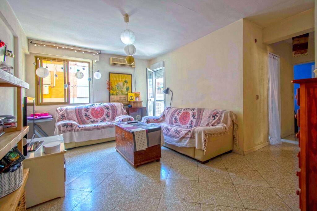 estupendo piso junto san jacinto!!! foto grande (2)