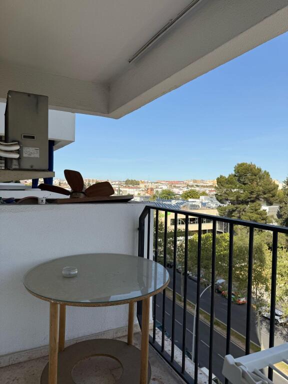 piso en venta en avda ramón y cajal foto grande (3)