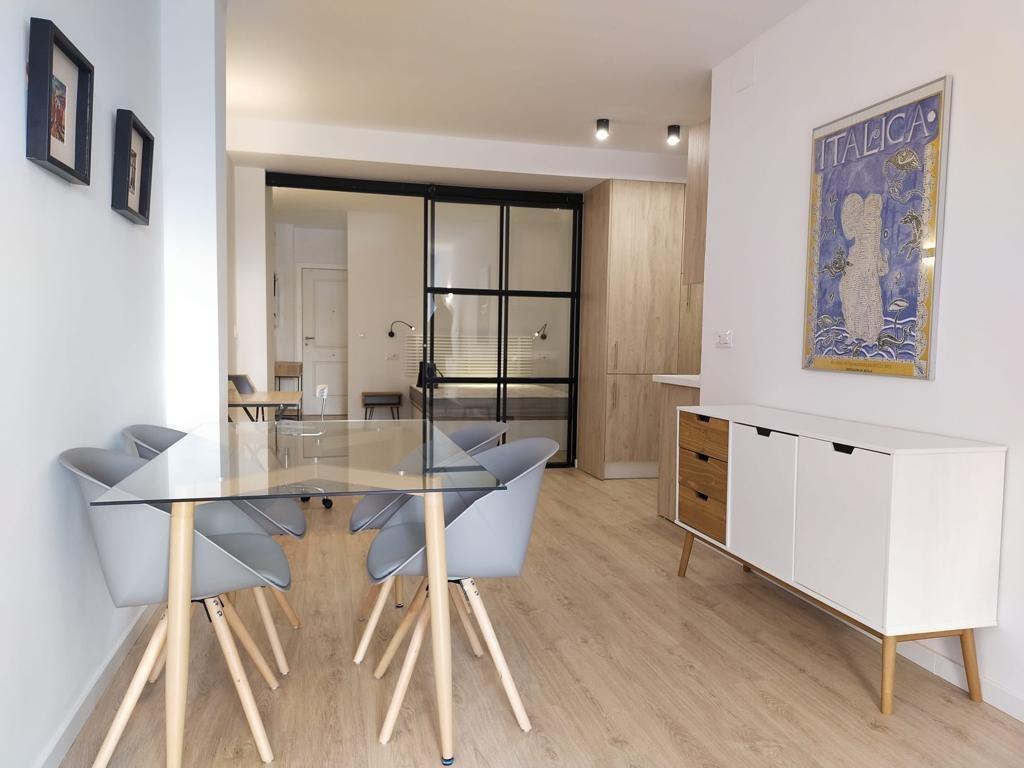 Foto loft en alquiler en sevilla este, ¡reformado y amueblado!