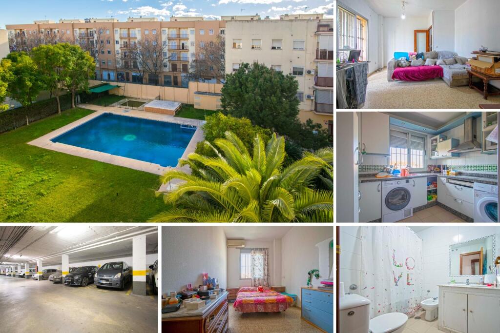 Foto amplia vivienda de vpo en avda de la paz con plaza de garaje!!!