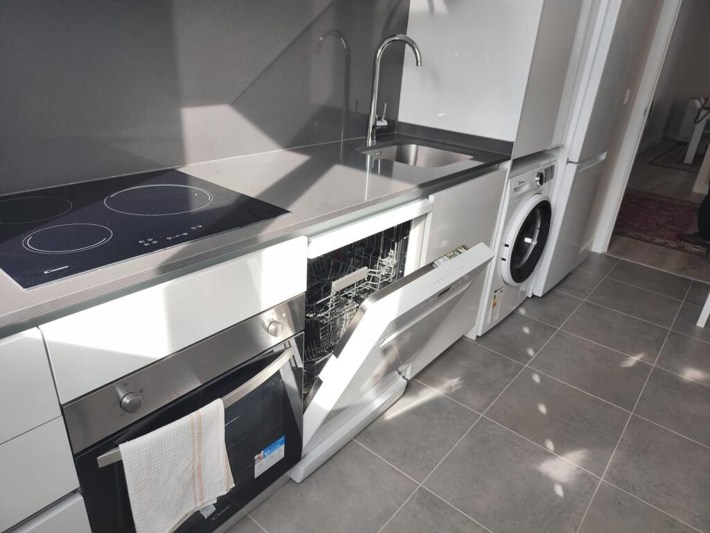 magnífico piso a estrenar con unas fantásticas zonas comunes!! foto grande (3)
