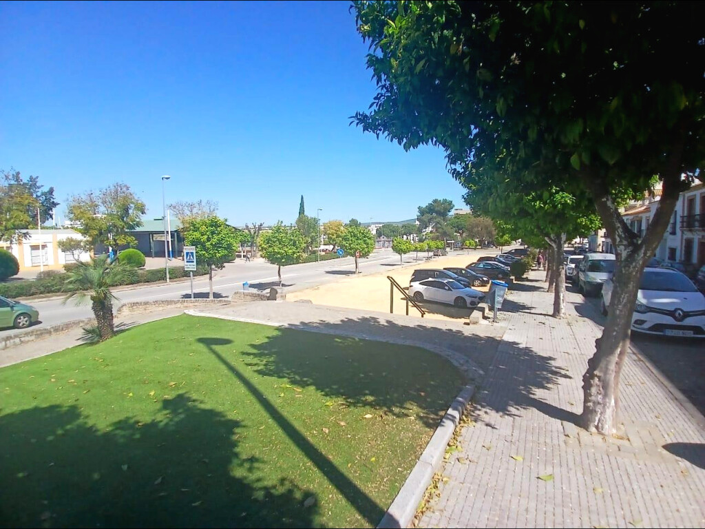 Foto estupendo piso en burguillos, a la entrada del pueblo!!!