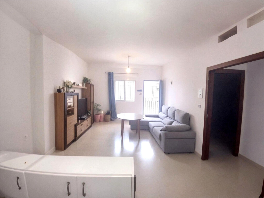 estupendo piso en burguillos, a la entrada del pueblo!!! foto grande (2)