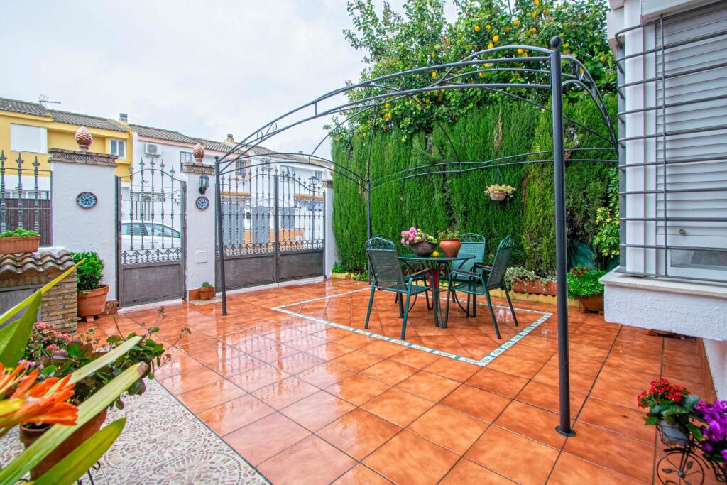 precioso adosado en villanueva del ariscal foto grande (2)