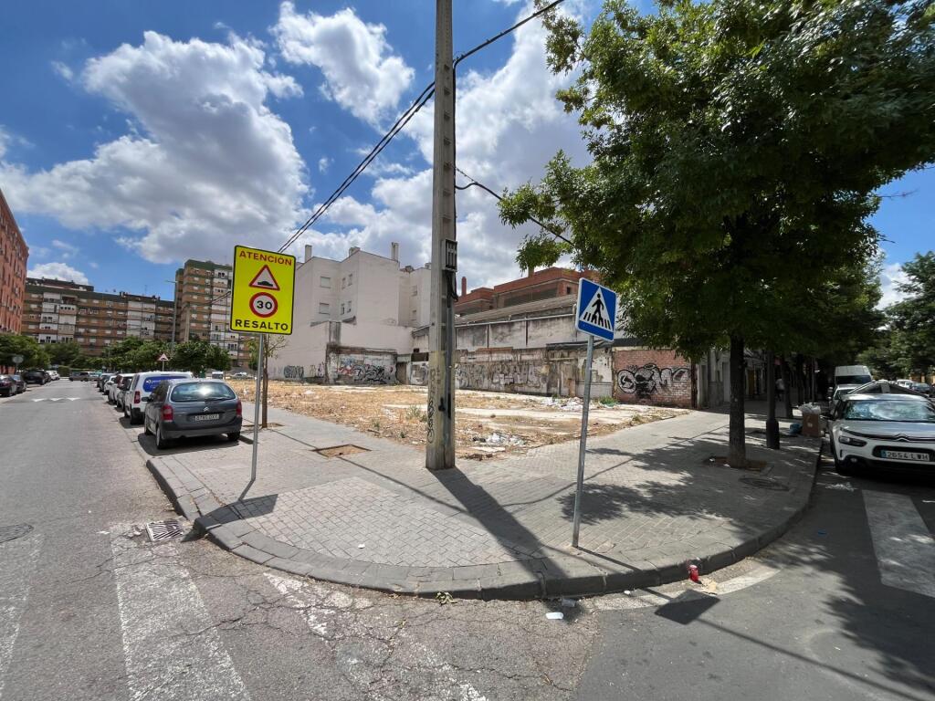 Terreno urbano bargas  de segunda mano - ¡Atención promotores! Terreno en venta en Las Candelarias