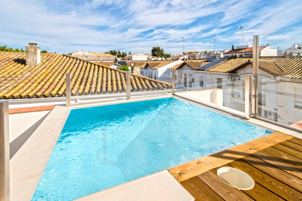 Foto preciosa casa adosadas de diseño de 3 dormitorios, con solárium y piscina privada,