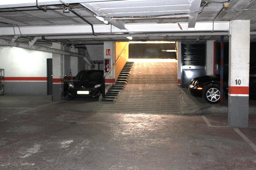 Foto parking coche en venta en sevilla sevilla