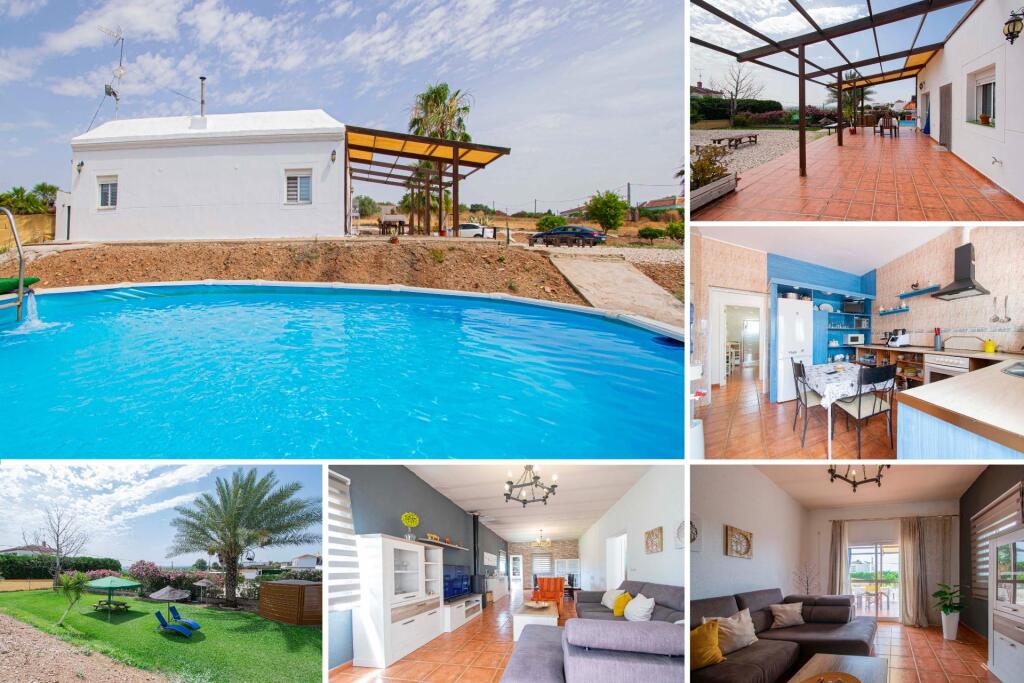 Foto casa-chalet en venta en cantillana sevilla
