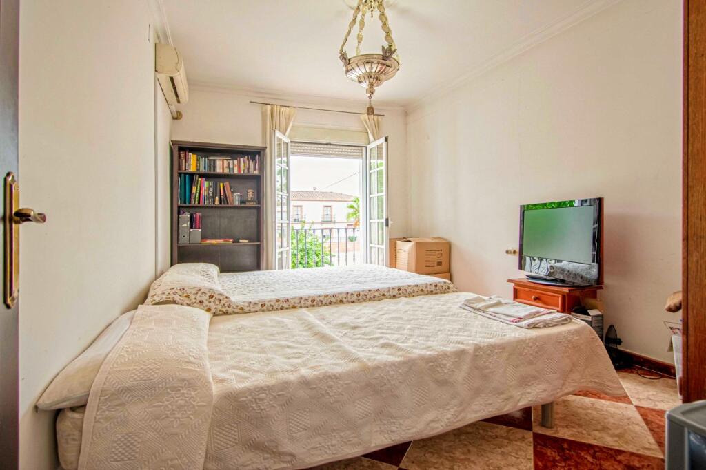 Chalet adosado en Santiponce - foto 34