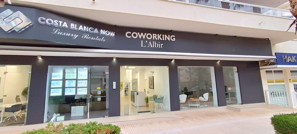 Foto oficina en alquiler en albir alicante