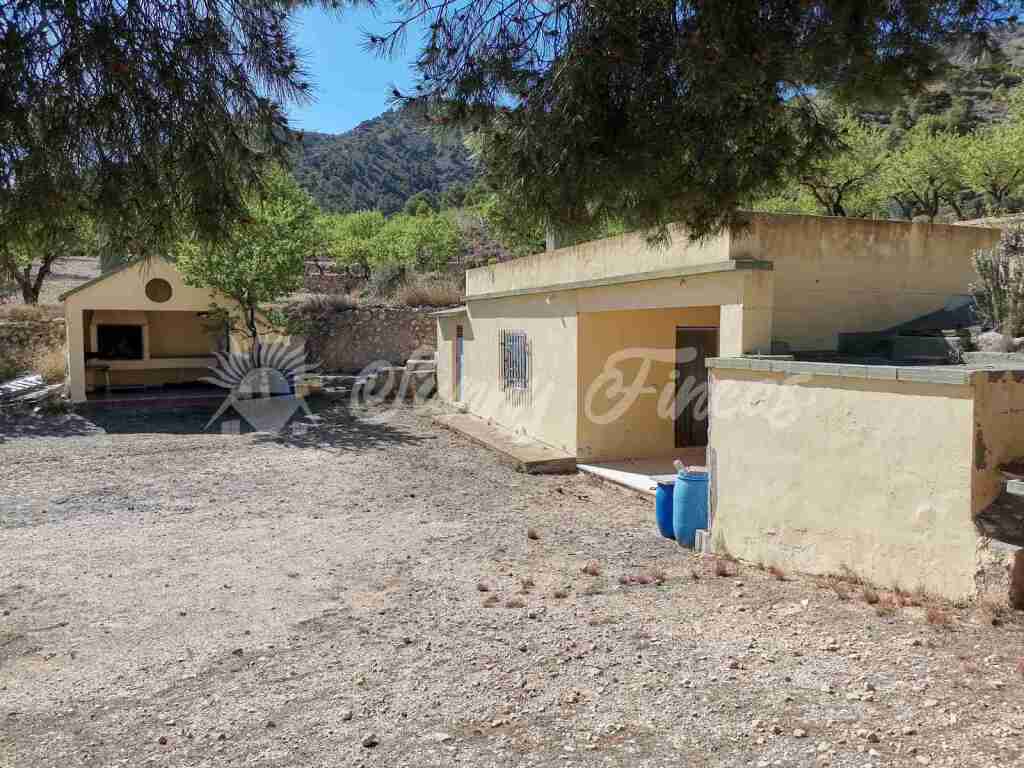 casa de campo-masía en venta en salinas alicante foto grande (2)