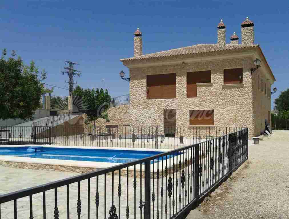 Foto Casa en Venta en Villena, Alicante - € 425.000 - mil1028828 - BienesOnLine
