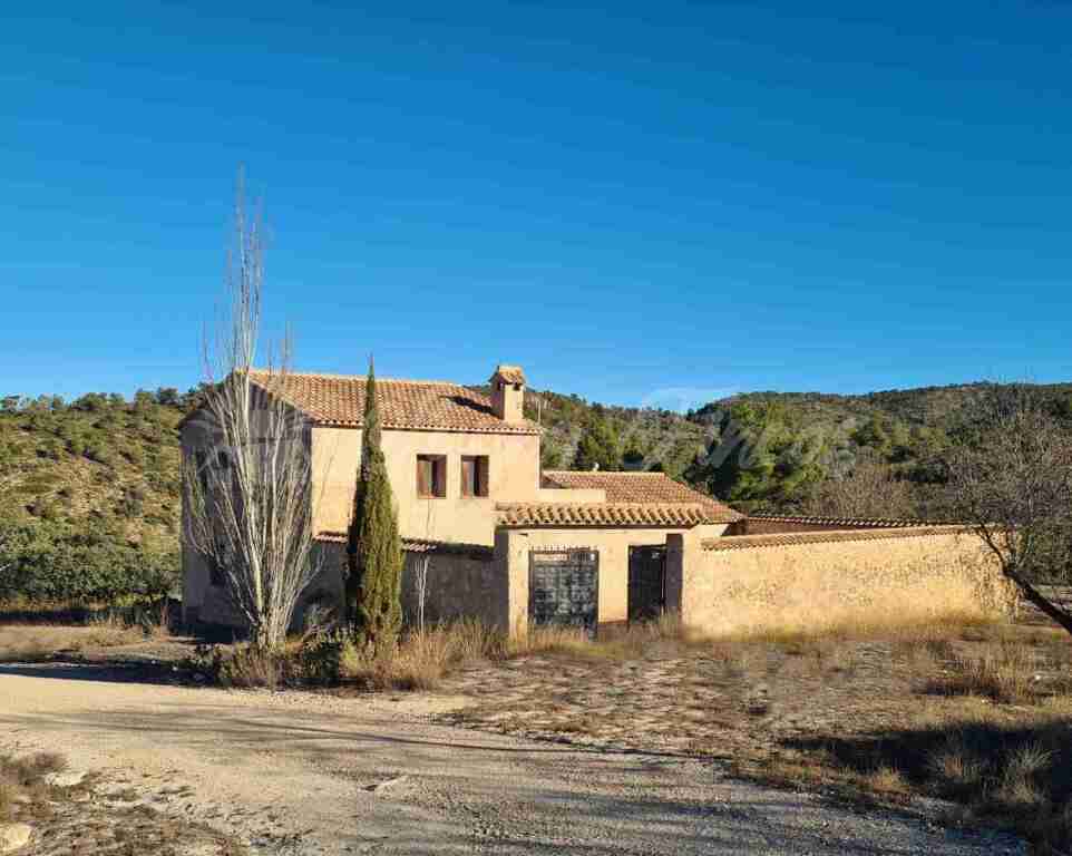 Foto casa de campo-masía en venta en biar alicante