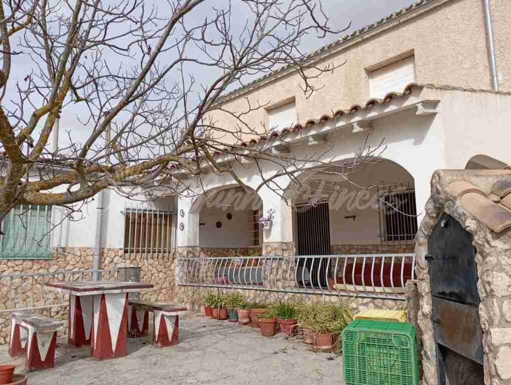 casa de campo-masía en venta en yecla murcia foto grande (3)