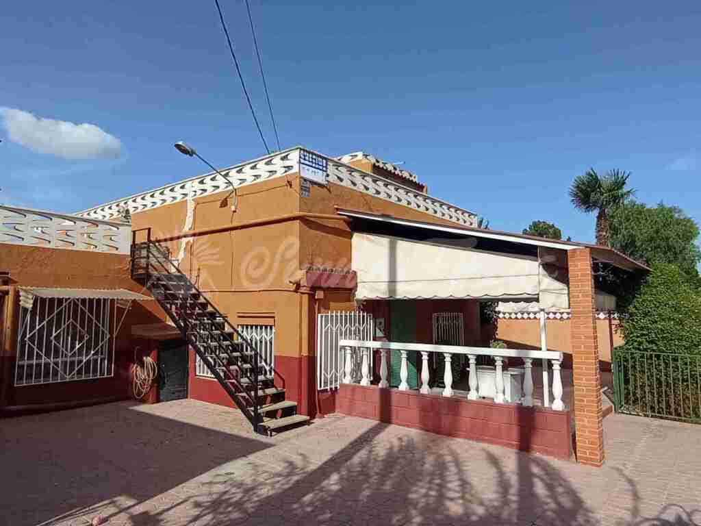 Foto casa de campo-masía en venta en sax alicante