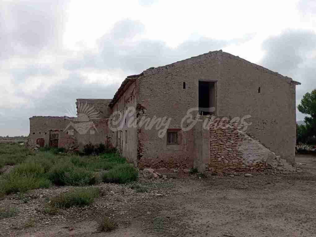 casa de campo-masía en venta en yecla murcia foto grande (3)