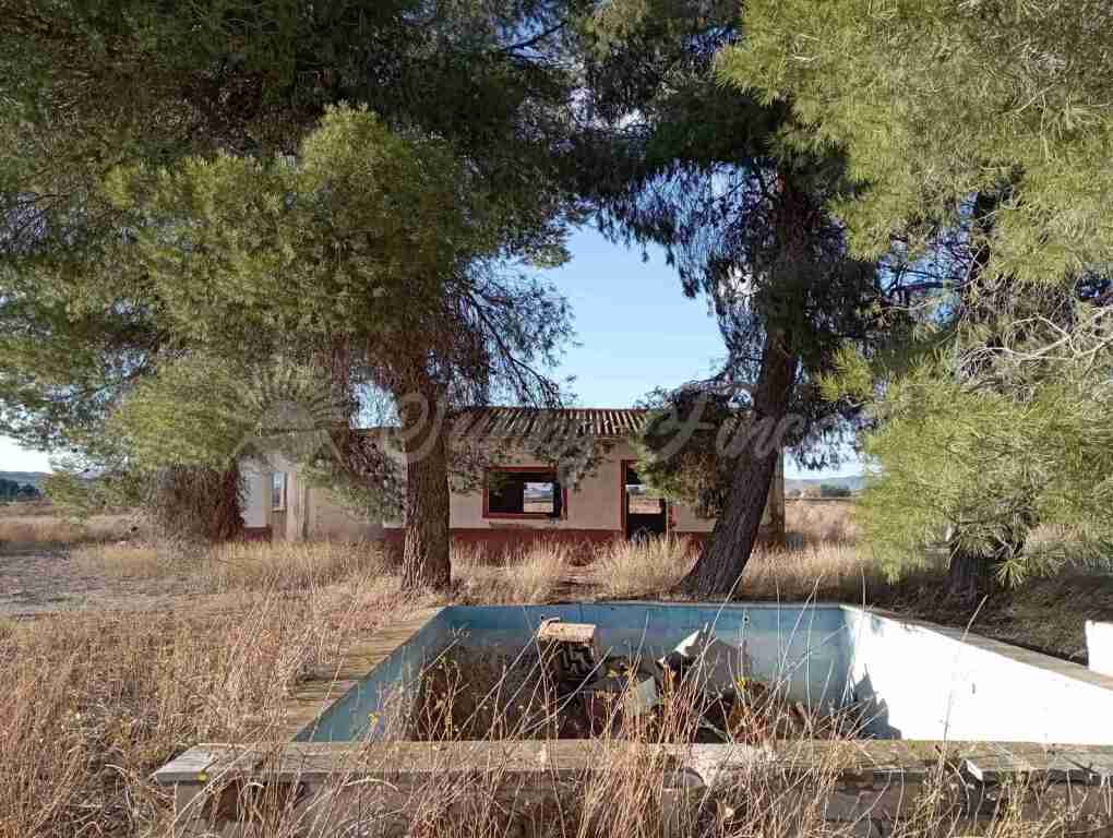 casa de campo-masía en venta en villena alicante foto grande (3)