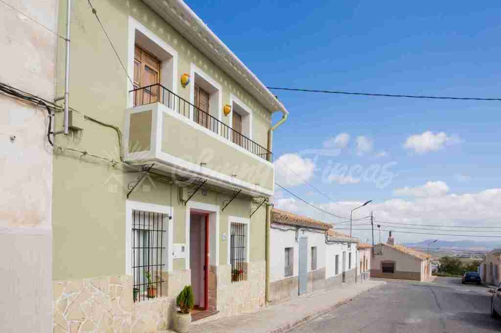 Pila lavadero  de segunda mano - Adosada en Venta en Yecla Murcia
