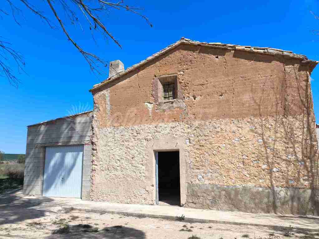 casa de campo-masía en venta en yecla murcia foto grande (2)