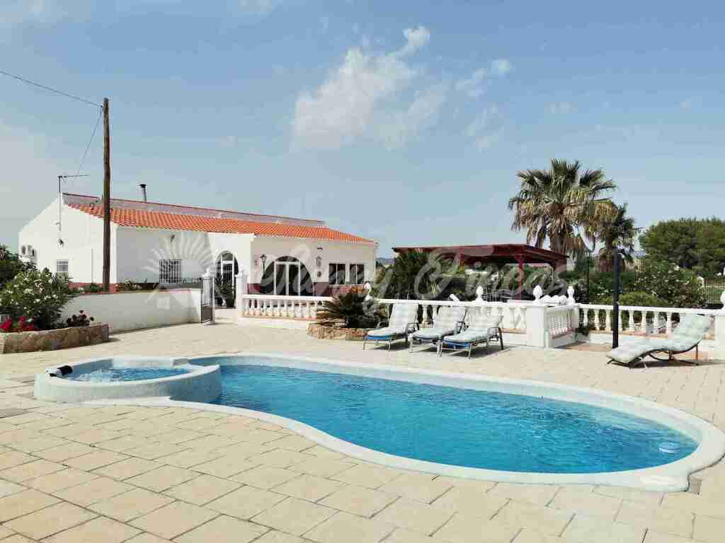Foto Casa en Venta en Villena, Alicante - € 265.000 - mil980349 - BienesOnLine